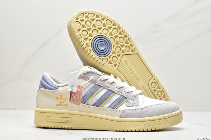 Adidas Sneakers